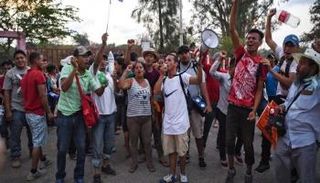 قوافل سابقة من المهاجرين