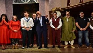 "جريما في المعادي.. مسرحية كلها غلط" جديد الفنان أشرف عبدالباقي