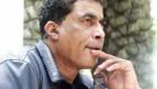 في ذكرى ميلاده.. أحمد زكي النجم الذي أخرج الجمهور من عتمة السينما