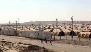 الشقيقتان إقبال محتجزتان في معسكرين بسوريا