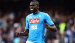 نابولي يرفض عرضا تاريخيا من يونايتد لضم كوليبالي