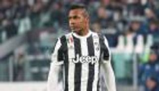 ظهير يوفنتوس يعترف برغبته في اللعب بالبريمييرليج