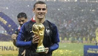 أنطوان جريزمان مهاجم أتلتيكو مدريد