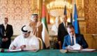 عبدالله بن زايد ووزير الخارجية الفرنسي يبحثان تعزيز التعاون