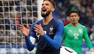 فرنسا تهزم أوروجواي