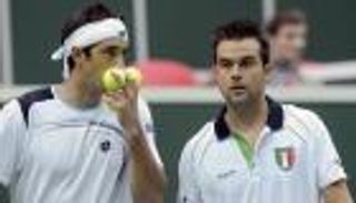 إيقاف لاعبي تنس إيطاليين بسبب التلاعب بالنتائج