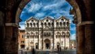 رافينّا الإيطالية.. مدينة النصب التذكارية 