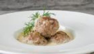 كرات اللحم بالليمون.. وصفة شهية على الطريقة الإيطالية