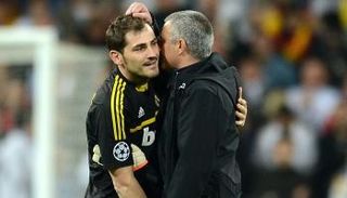 جوزيه مورينيو وإيكر كاسياس