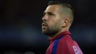 يوفنتوس يستهدف ضم ألبا لخلافة أليكس ساندرو