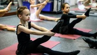موسكو تدرّب أجيالا واعدة من راقصي الباليه