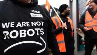 احتجاجات لعمال "أمازون" في أوروبا