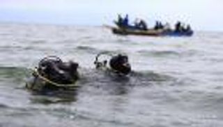 غرق 10 بعد انقلاب مركب في بحيرة فيكتوريا الأوغندية