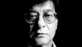 حكايات 6 مبدعين عرب مع جنسياتهم الحائرة.. من درويش إلى حداد