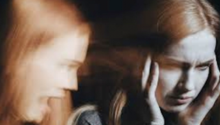 حالة المراهقين النفسية سببها مشاكل الطفولة