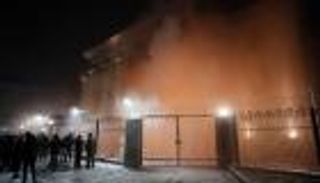 تصعيد بين روسيا وأوكرانيا إثر حادث السفن وسط دعوات دولية للتهدئة