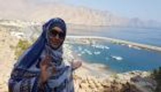 الإماراتية رحاب الظنحاني: الشيخ زايد "صانع المعجزات" مثلي الأعلى