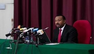 جانب من لقاء آبي أحمد مع قادة أحزاب المعارضة