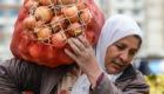 قناة أمريكية: أردوغان يحاول السيطرة على التضخم بالبصل