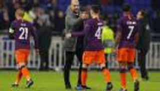 جوارديولا سعيد بشخصية السيتي في التعادل مع ليون