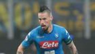 نجم نابولي يعترف بمفاوضاته السابقة مع دورتموند