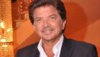 وليد توفيق يحيي حفلا للجاليات العربية في رومانيا