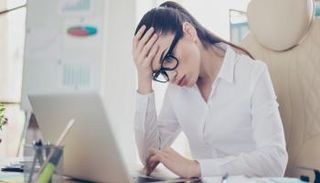 النساء الأكثر تعرضا للاضطرابات العقلية والنفسية