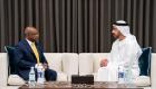 عبدالله بن زايد يبحث العلاقات الثنائية مع وزير خارجية المالديف