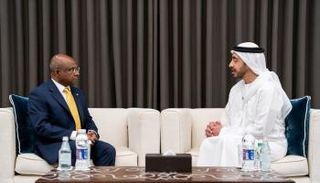 الشيخ عبدالله بن زايد آل نهيان ووزير خارجية المالديف