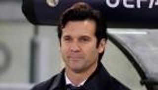 سولاري: فالنسيا قوي دفاعيا 