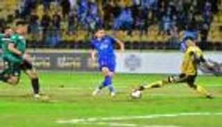 الهلال السعودي يكرر تفوقه على النفط العراقي في كأس زايد