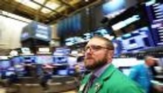 الحذر يخيم على وول ستريت قبيل اجتماع الرئيسين الأمريكي والصيني