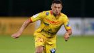 الإصابة تحرم نجم الجزائر "المونديالي" من مواجهة سان جيرمان