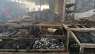 بالصور.. حريق كبير بسوق أم درمان في العاصمة السودانية 