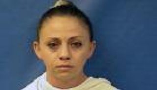 شرطية أمريكية تقتل جارها عن طريق الخطأ