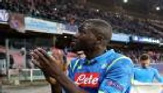 مورينيو يعلق على أنباء التفاوض مع مدافع نابولي