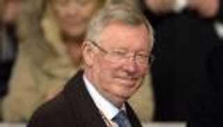 التحقيق مع أطباء فيرجسون لتجسسهم على تقارير علاجه