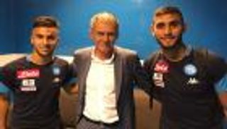 سوء حظ يواصل مطاردة آدم وناس في نابولي 