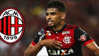 لوكاس باكيتا لاعب ميلان الجديد