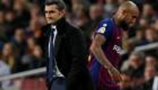 جماهير برشلونة تهاجم فالفيردي بسبب فيدال