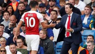 أوناي إيمري ومسعود أوزيل