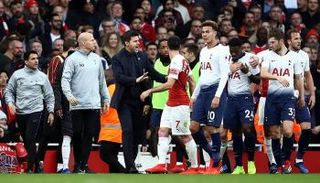 جانب من الاشتباكات في المباراة