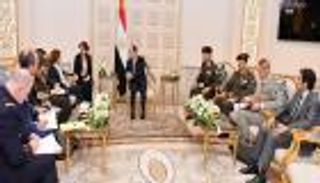 علاقات مصر مع قبرص وفرنسا تتصدر مباحثات السيسي على هامش إيديكس 2018