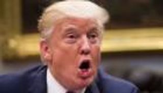 ترامب يصف إنفاق أمريكا 716 مليار دولار على التسلح بـ"الجنون"