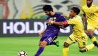 العين يقفز إلى الصدارة بثلاثية في الوصل