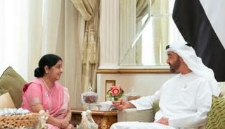 الشيخ محمد بن زايد آل نهيان وزيرة الشؤون الخارجية الهندية