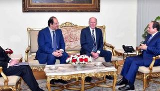 جانب من لقاء السيسي ورئيس جهاز الاستخبارات الوطنية الأمريكي