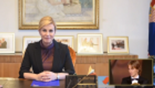 رئيسة كرواتيا فخورة بتتويج مودريتش بالكرة الذهبية