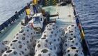 "البيئة الإماراتية" تستكمل مشروع الكهوف الاصطناعية بين جزيرة البادية وخورفكان