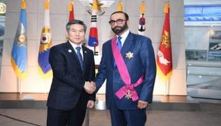 محمد بن أحمد البواردي وجيونج كيونج